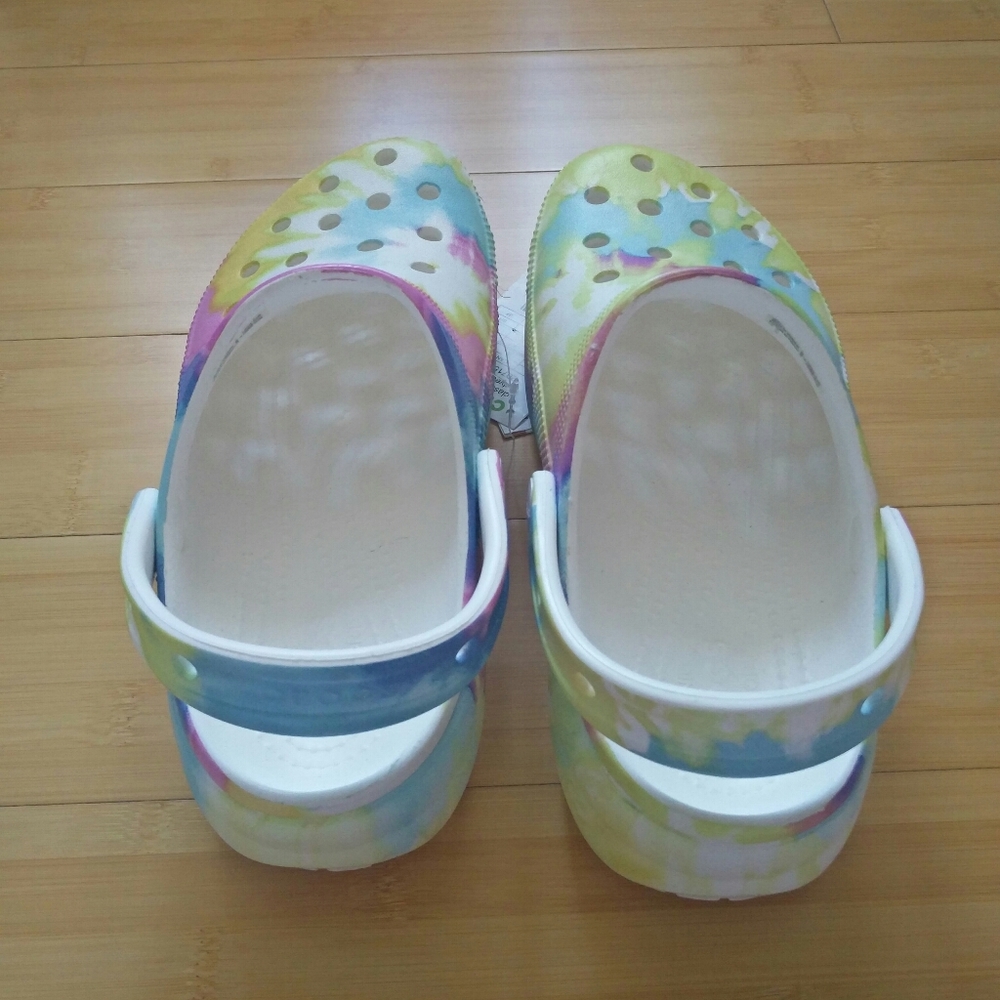 -NEW- Crocs Classic Platform Clogs Tie Dye 8 - Picture 9 of 15